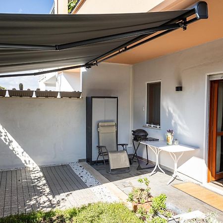 Mrb Real Estate - Maison Ludovica - Monolocale Moderno Con Giardino Frattocchie ภายนอก รูปภาพ