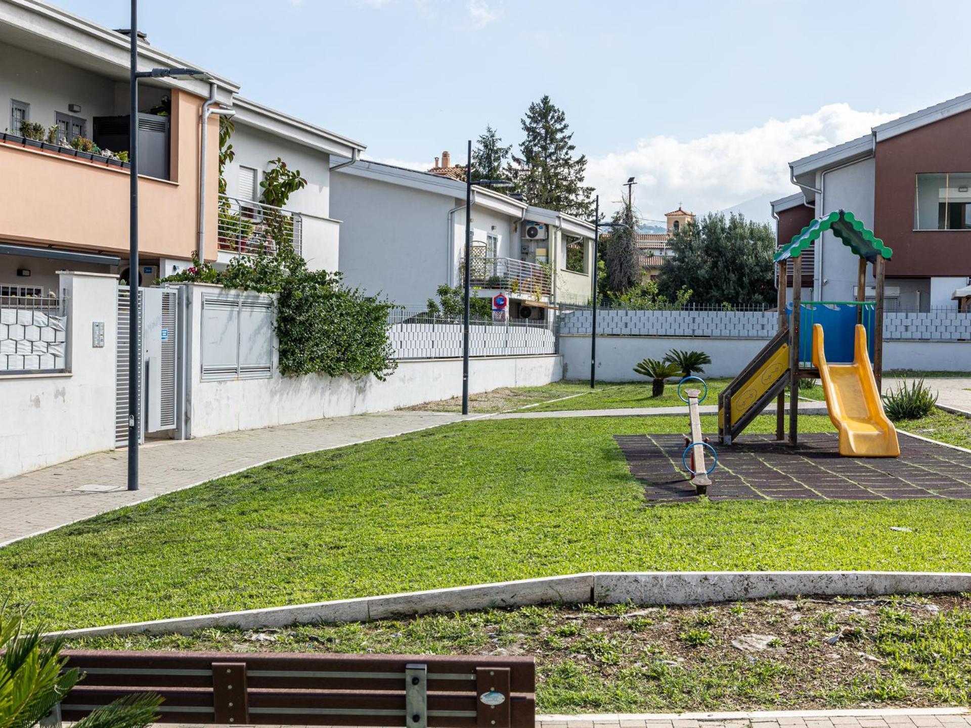 Mrb Real Estate - Maison Ludovica - Monolocale Moderno Con Giardino Frattocchie ภายนอก รูปภาพ